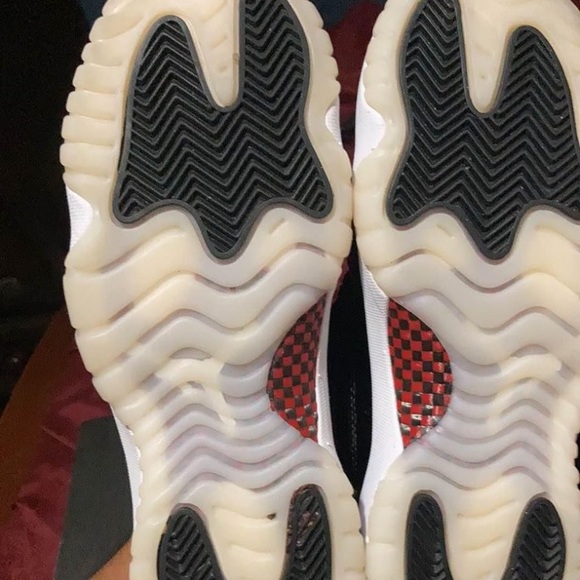 Lightly worn size 5y welcome to check them out before buying good conditions - Picture 4 of 4